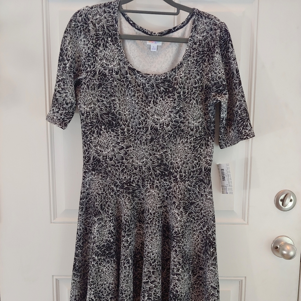Lularoe Nicole dress